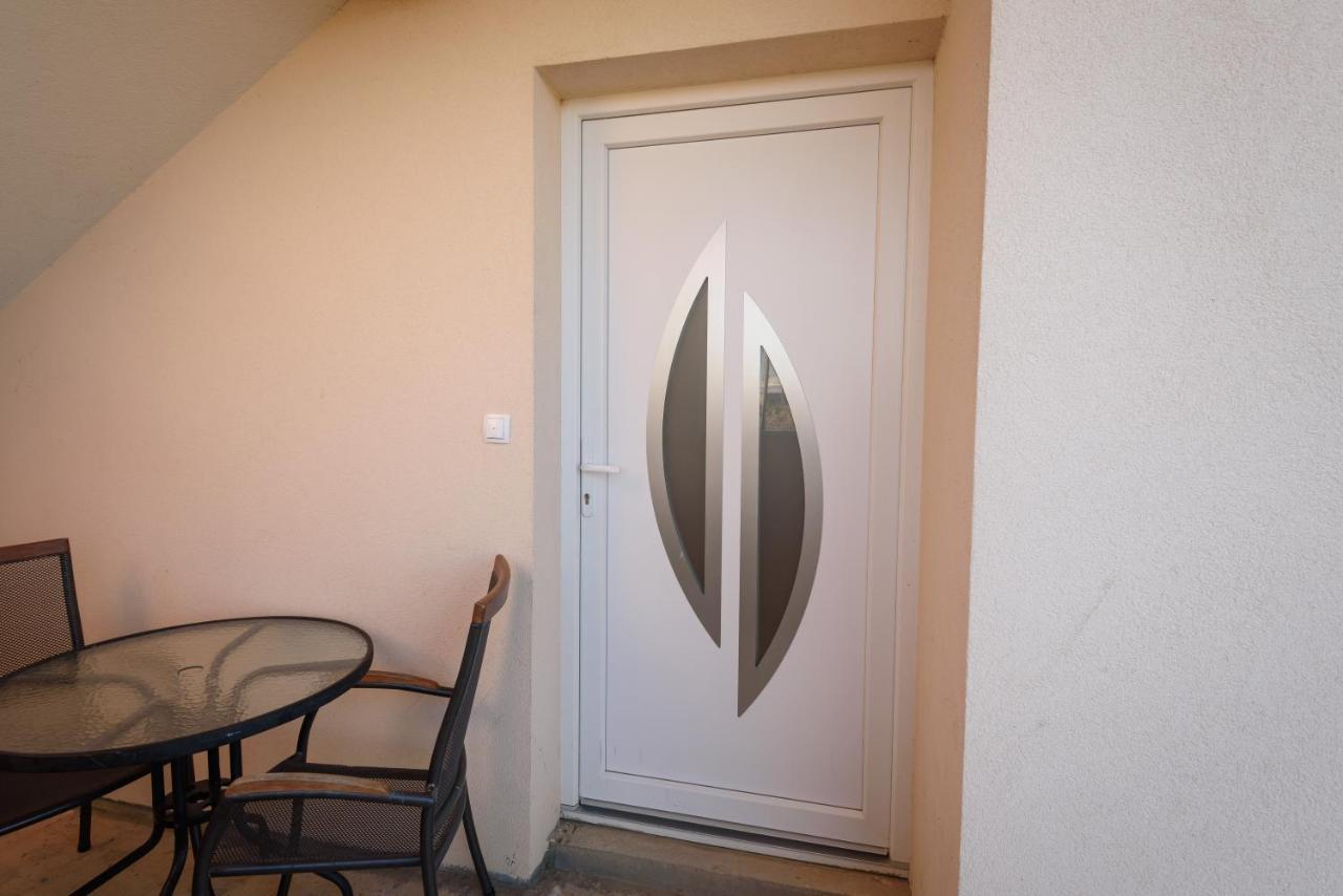 Apartman Ana, Metković Екстериор снимка