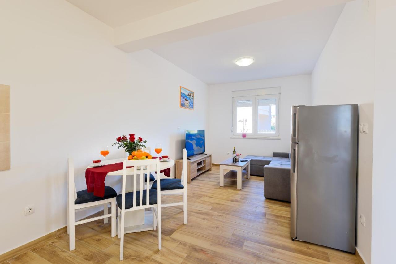 Apartman Ana, Metković Екстериор снимка