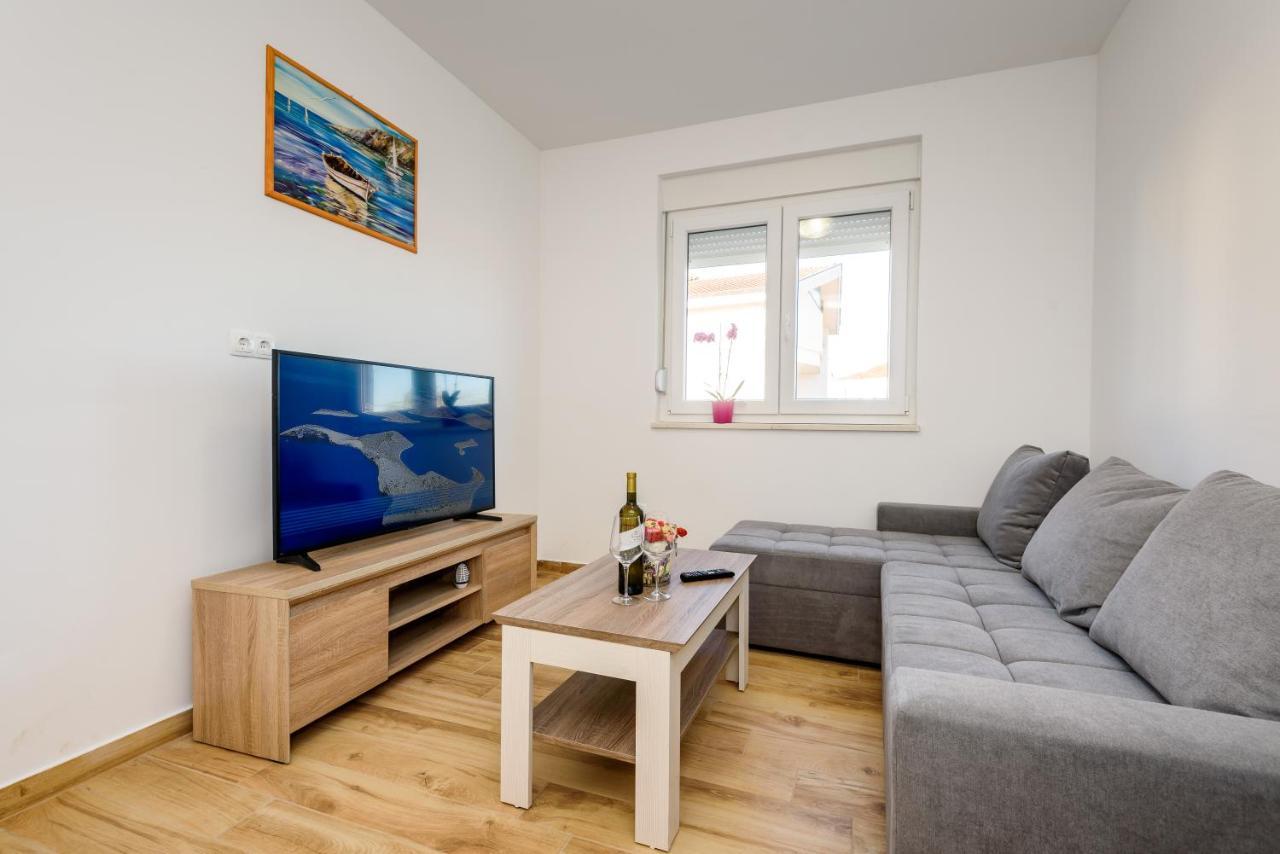 Apartman Ana, Metković Екстериор снимка
