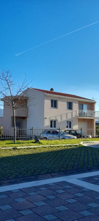 Apartman Ana, Metković Екстериор снимка